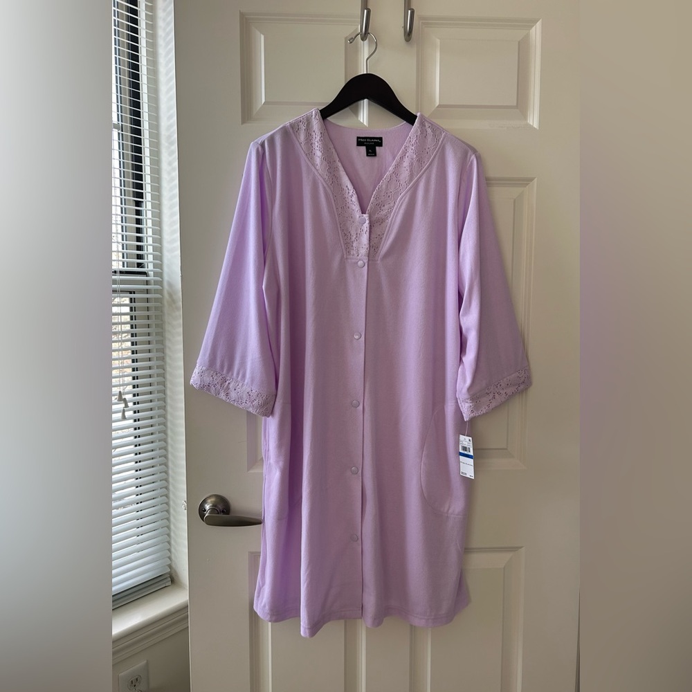 Miss Elaine Lilac Robe with Lace Cuffs